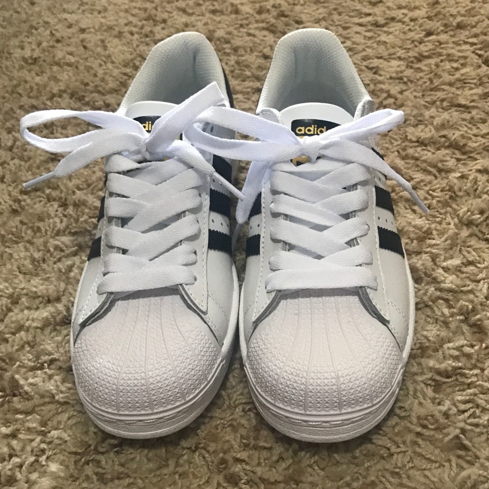 Adidas superstar