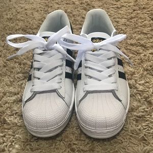 Adidas superstar