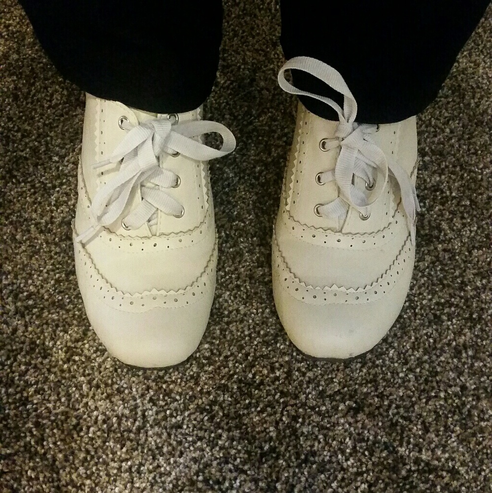 Modesta Vintage Style Heels