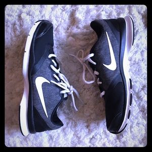 🙊LAST CHANCE! Nike Trainer Shoe Black&White