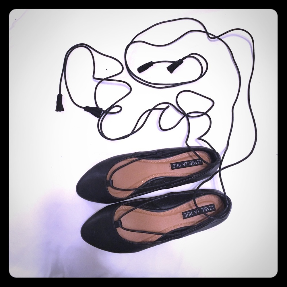 Black ballet flats wrap around laces w tassel