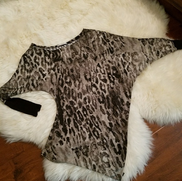 Top - Picture 3 of 3