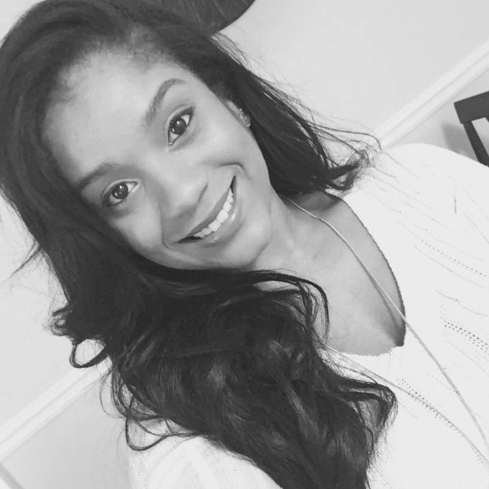 Meet your Posher, Jasmine