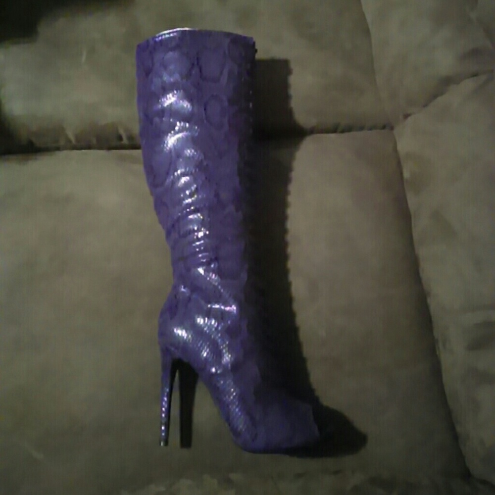 Sale !Purple Snakeskin Peeptoe Laceup tall boot