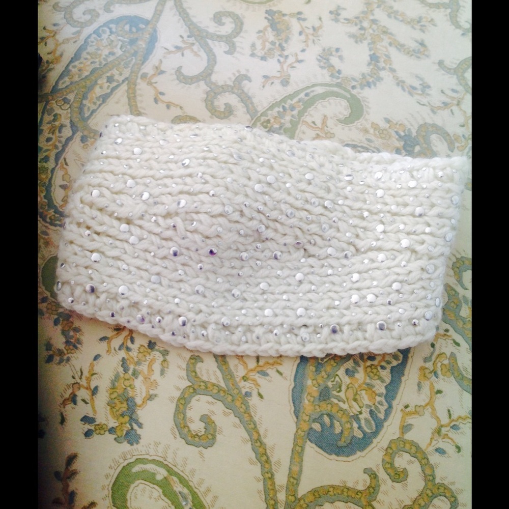 Cream colored knit head wrap with chrome beads