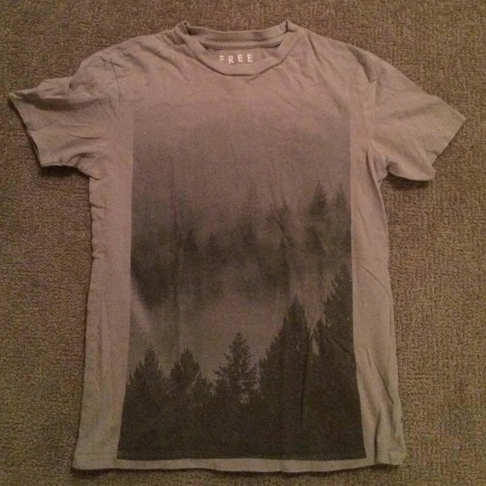 Aeropostale Free State Tree Shirt XS