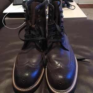 Like new men's John varvatos boots