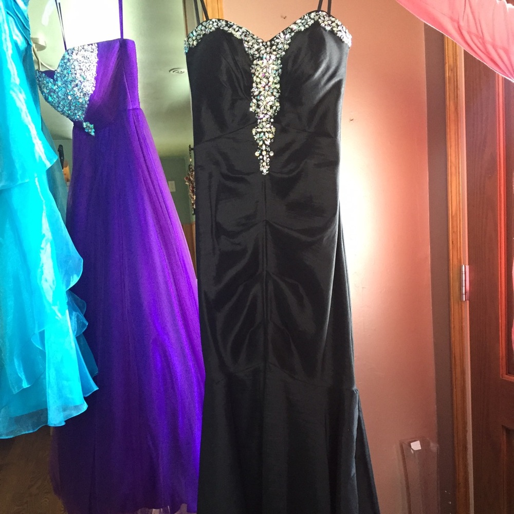 Prom dress/bridesmaids dress from David's bridal. - Picture 2 of 3
