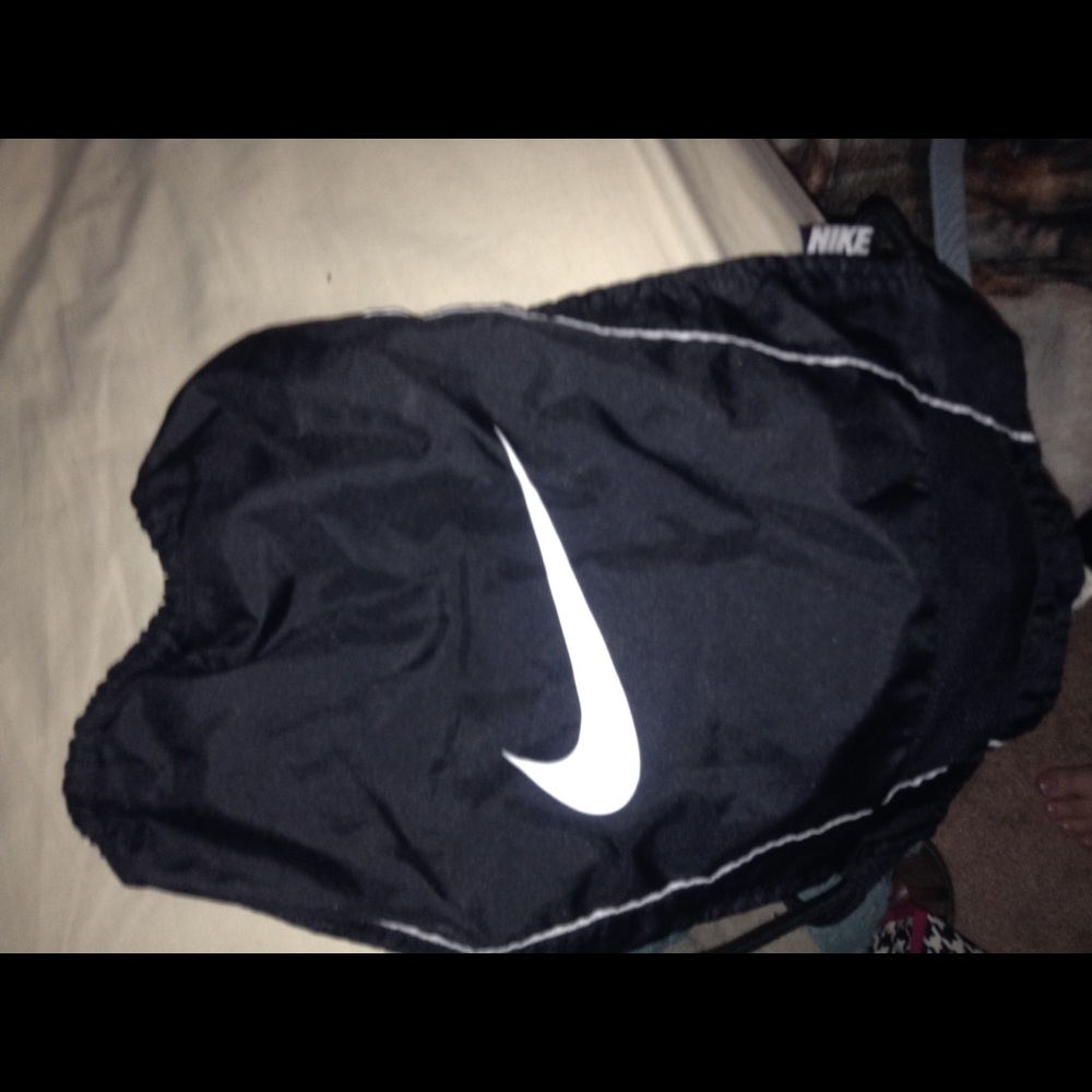 Nike draw string bag with mesh panel