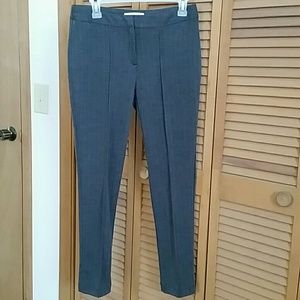 *WEEKEND SALE* Gorgeous skinny leg slacks, 6