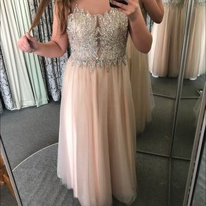 STUNNING two toned prom dress