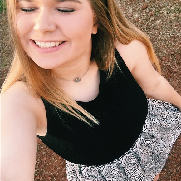 black & white dress - Picture 3 of 3