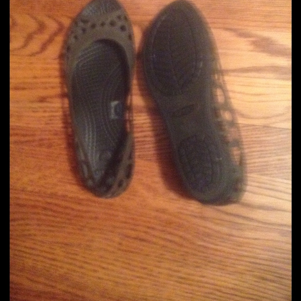 Super cute Crocs, Size 6 1/2.