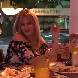 Meet your Posher, Tania