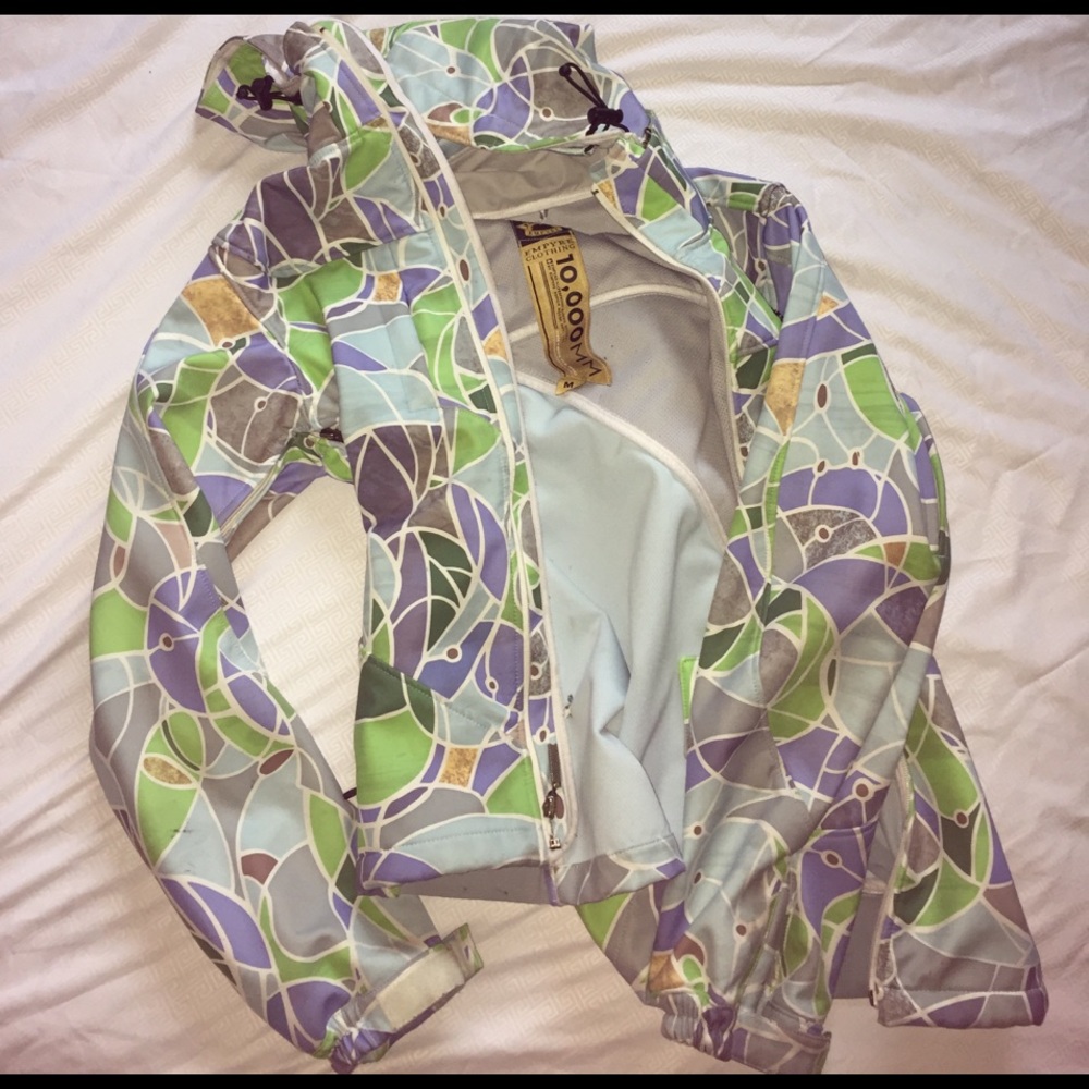 EMPYRE women's snowboarding jacket!!!