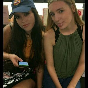 Meet your Posher, Valeria