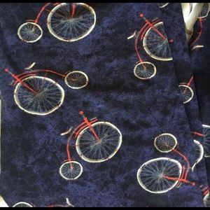 OS NWOT LulaRoe leggings! 🦄🦄