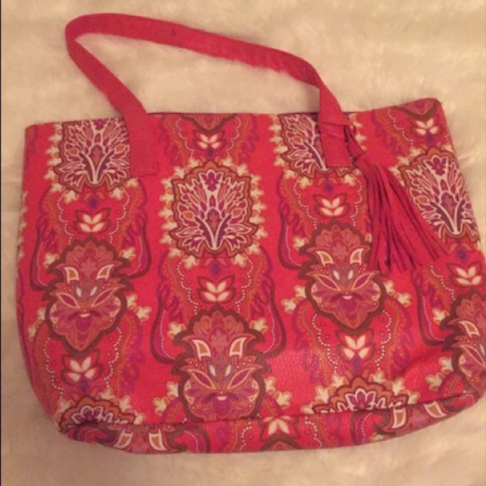 Medium Carry All Tote