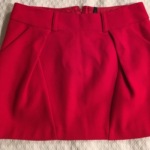 skirt 💃🏽 - Picture 2 of 3