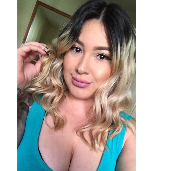 Meet your Posher, Consuelo - Picture 1 of 1