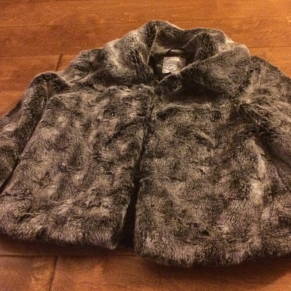 Fur coat - Picture 2 of 3