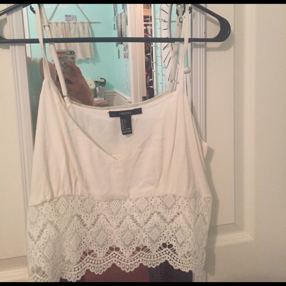 White crop lace tank