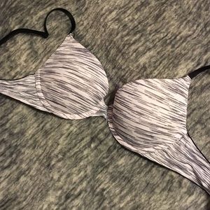 brand new 32B bra.