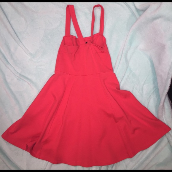 Dress - Picture 2 of 2