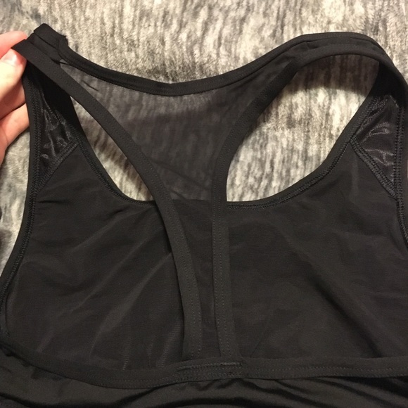 brand new sports bra. - Picture 2 of 3
