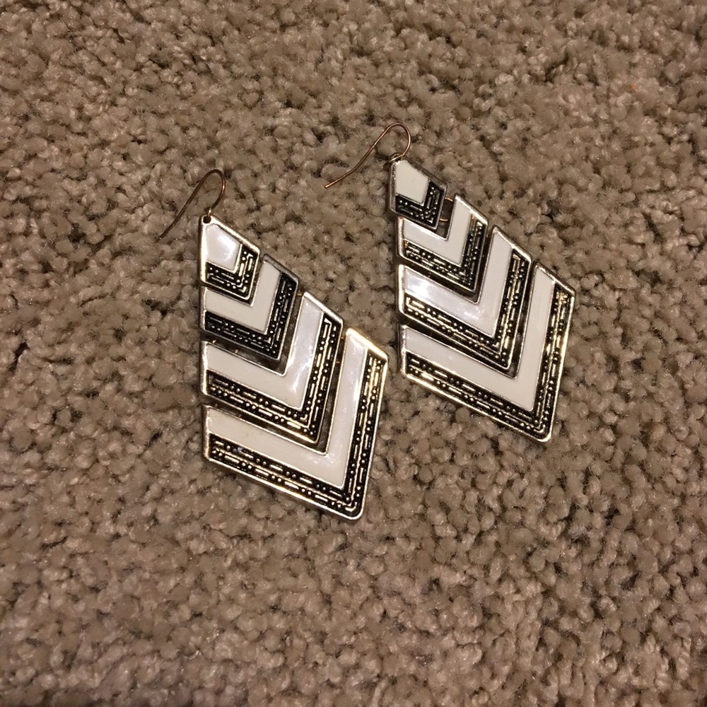 Gold Black & White Dangling Hanging Earrings