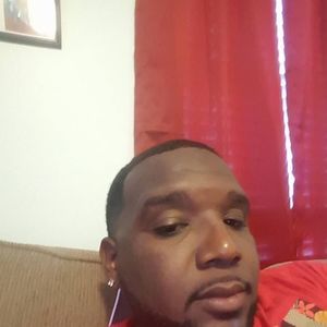 Meet your Posher, Kenneth