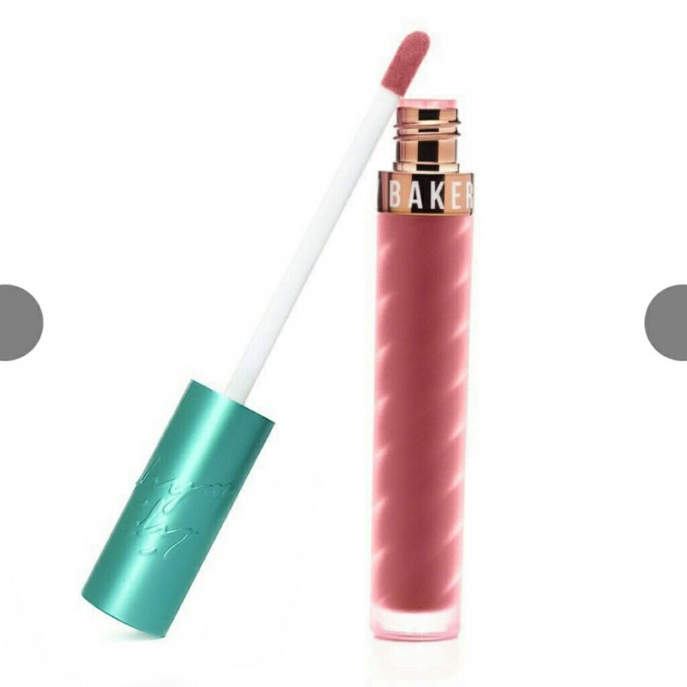 Beauty Bakerie lip whip - Berry Pop