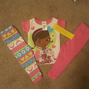 Girls 18 month Doc McStuffins pajamas