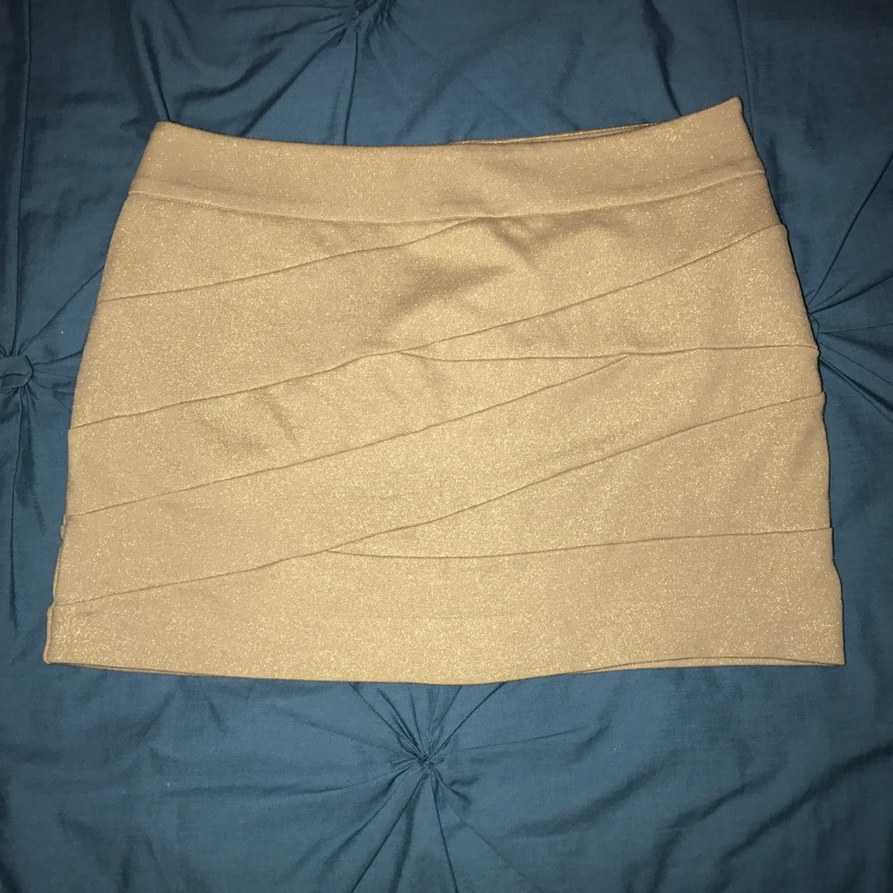 Express mini skirt