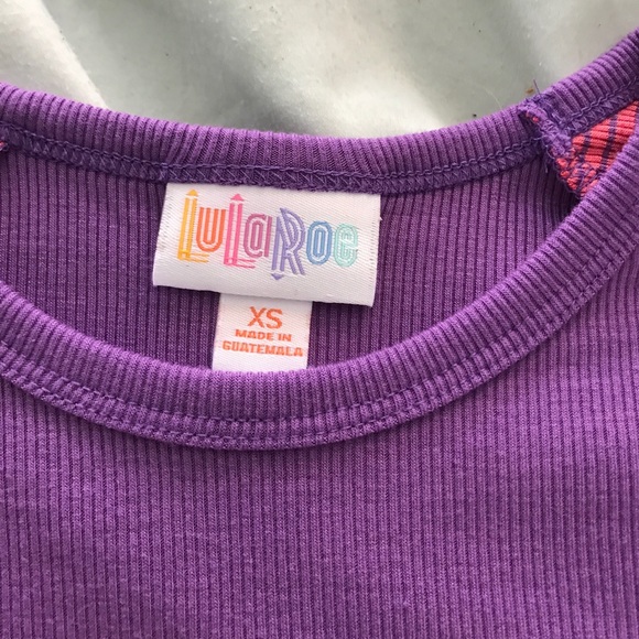 Bnwt xs randy lularoe purple and pink top - Picture 3 of 4