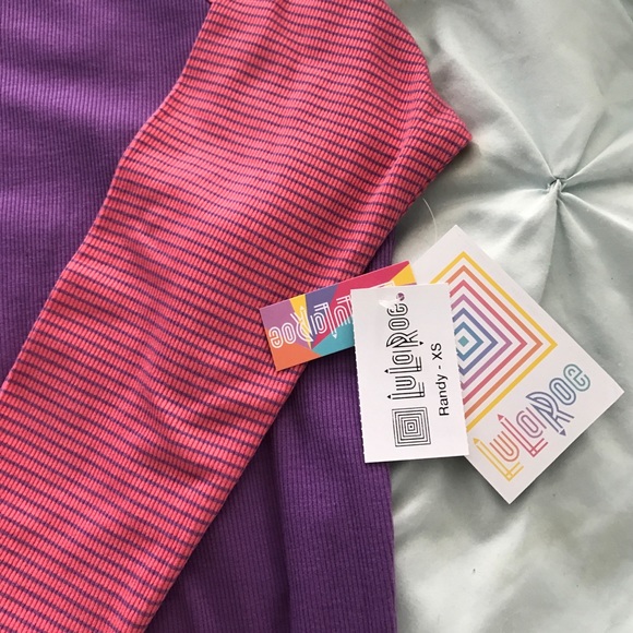Bnwt xs randy lularoe purple and pink top - Picture 4 of 4