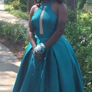 Emerald Green Prom dress