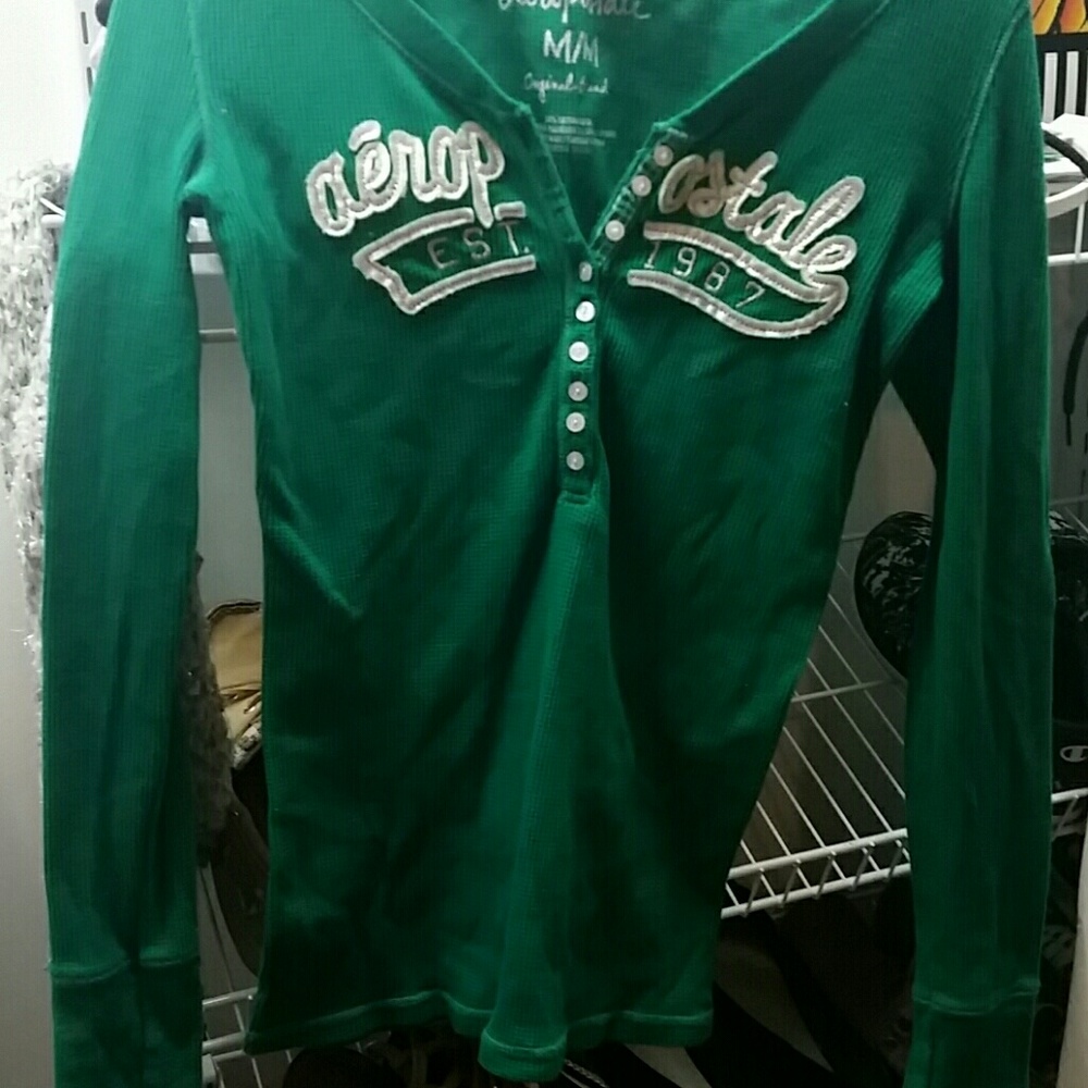 Green long sleeve shirt