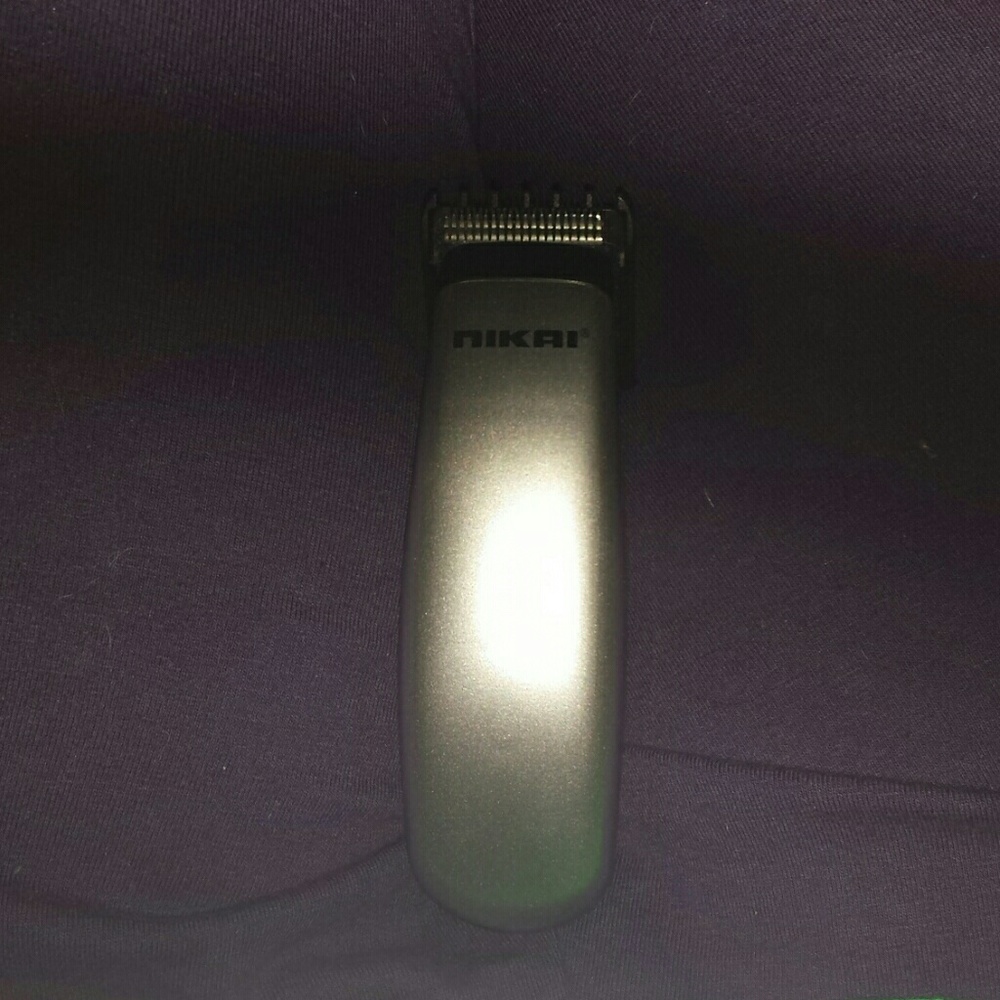 Portable Razor - Picture 2 of 2