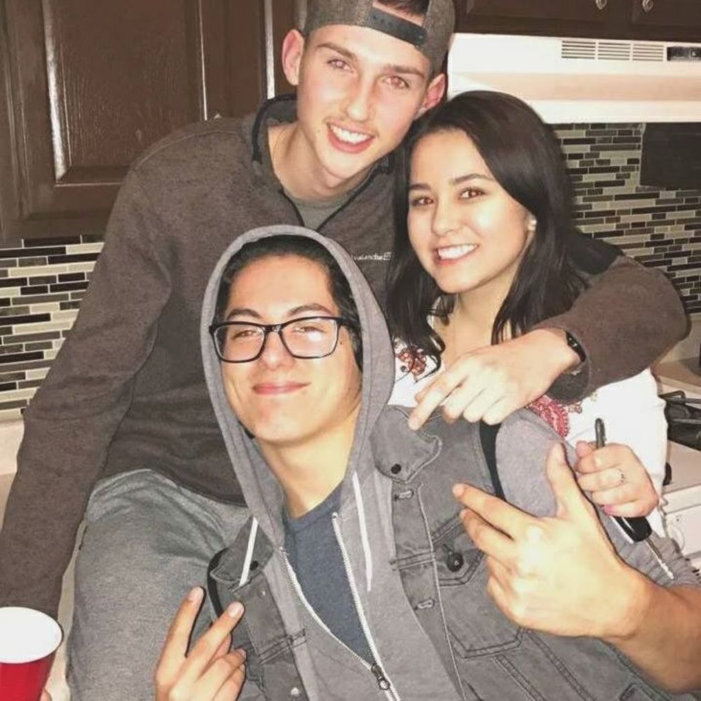 Meet your Posher, Leah