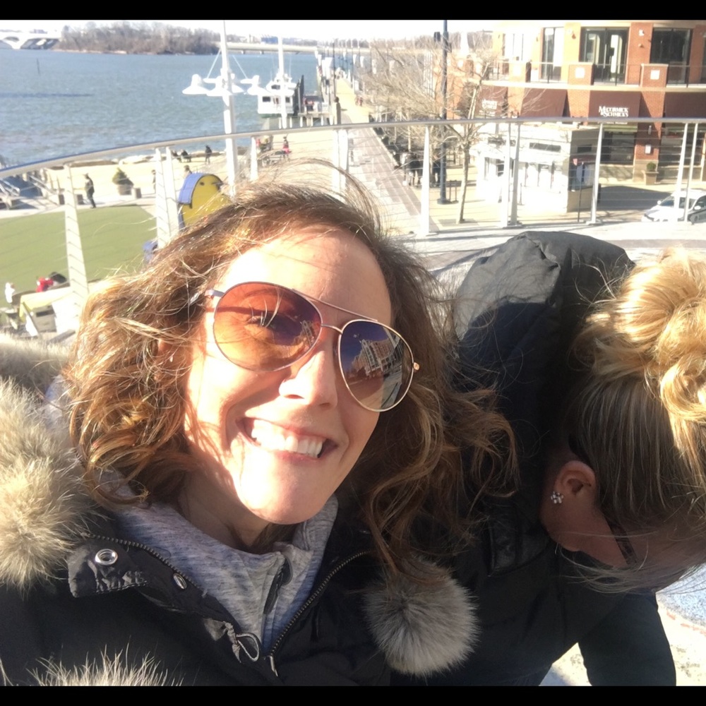 Meet your Posher, Kelly