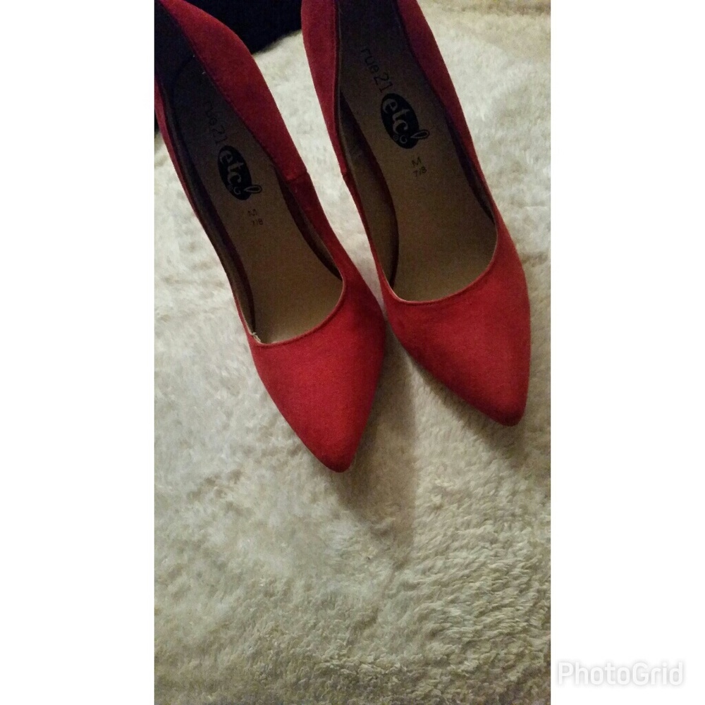 RUE 21 High heels