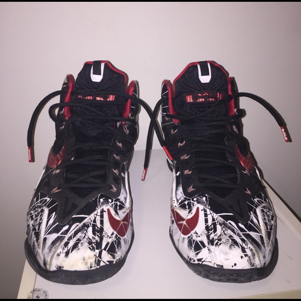 Lebron 11 graffiti