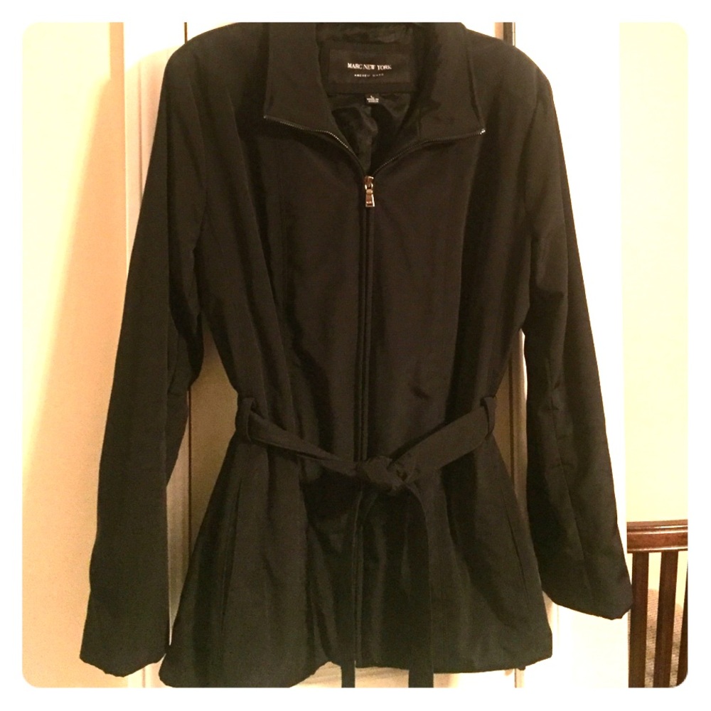 Black belted jacket-large