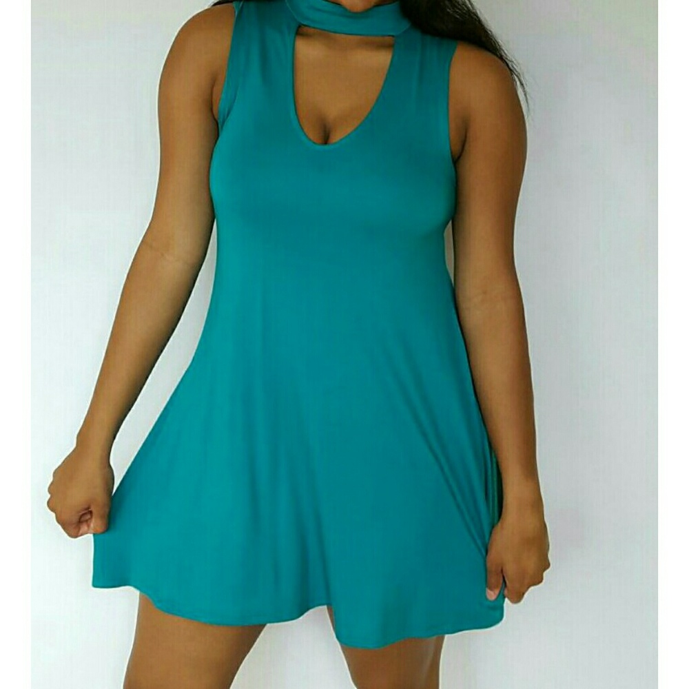 Emerald Choker Neck Dress    Large