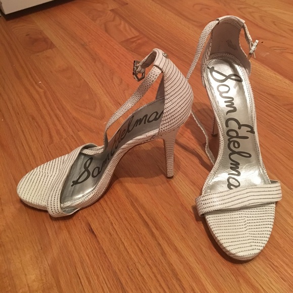 Sam Edelman white heels 8.5 - Picture 3 of 3