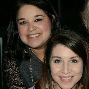 Meet your Posher, Desiree