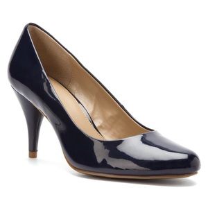 Bandolino Courteous Pumps