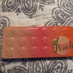 Too Faced Peach Palette 🍑