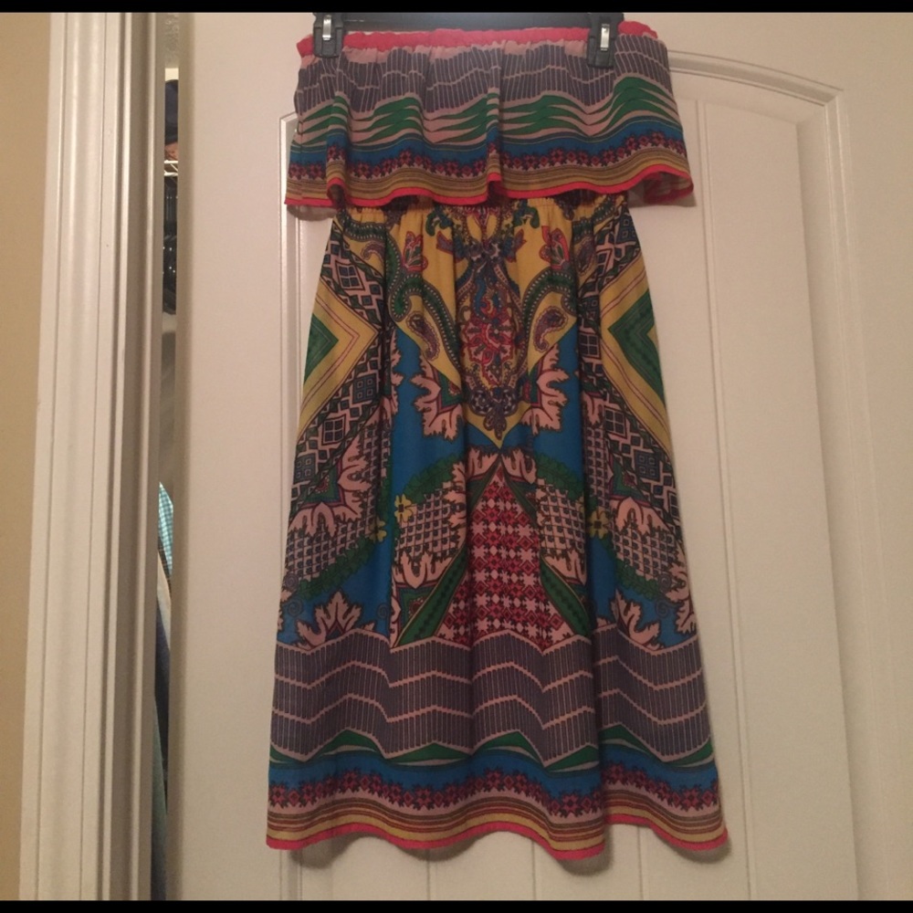 ❤SOLD❤ Flying Tomato Strapless Dress